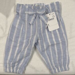 Baby girl Mayoral linen pants. Elastic waist no button or tie.